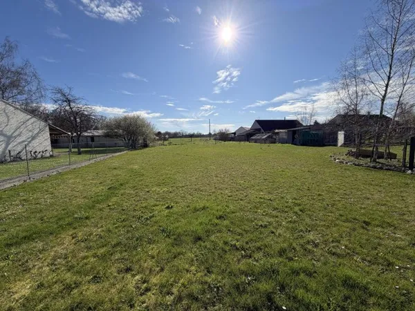 Terrain à bâtir Vente Saint-Maurice-sur-Fessard  1855m² 59000€