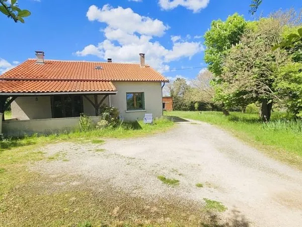 Maison Vente Montpezat-de-Quercy 7p 143m² 168000€