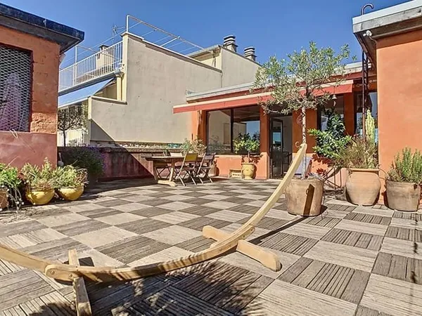 Appartement 5 pièces 211 m²