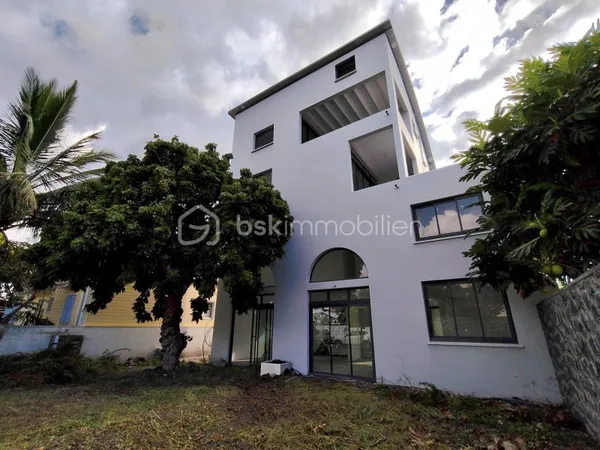 Maison 5 pièces 200 m²