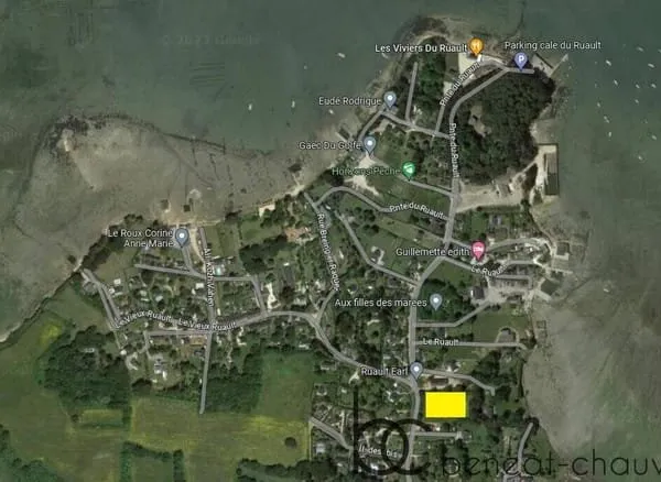 Terrain 636 m²