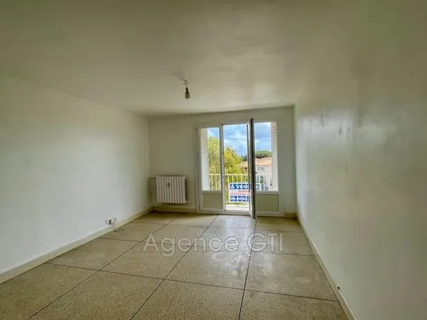 Location appartement 4 Pièce(s)