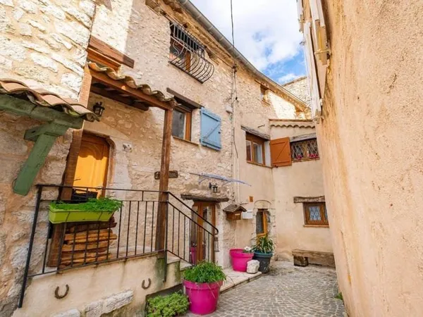 Maison 3 pièces 70 m²
