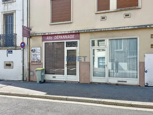 BAS MONTCHAPET-LOCAL COMMERCIAL /BUREAUX IDEALEMENT PLACE A