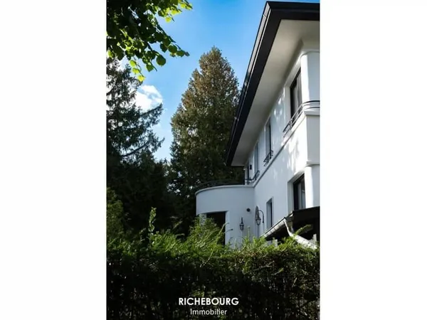Appartement 5 pièces 155 m²