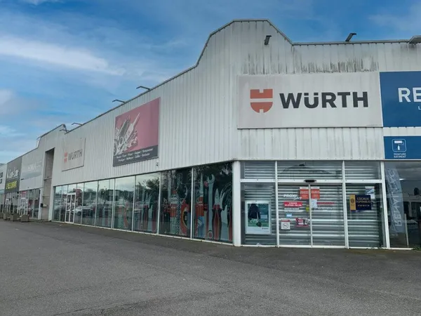 Local commercial 600 m²