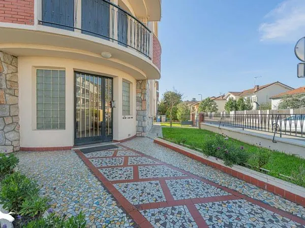 Immeuble de rapport 260 m²