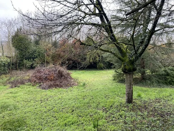 Terrain à bâtir de 350 m² à MORSANG-SUR-ORGE (91)
