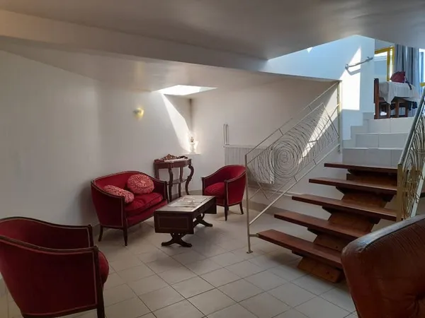 Appartement meublé centre ville de Guingamp 5 pièce(s)
