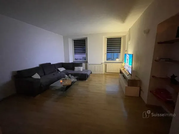 Proche centre ville Héricourt, immeuble de 5 appartements plus combles aménageables