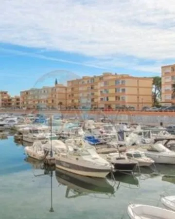 Mandelieu place de bateau 3m x 6,50m dans port privé le marco polo
