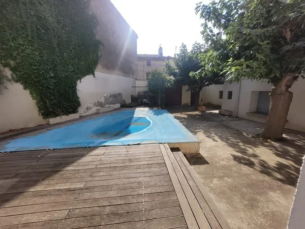 Salles d'Aude Ensemble immobilier comprenant 2 logement dans
