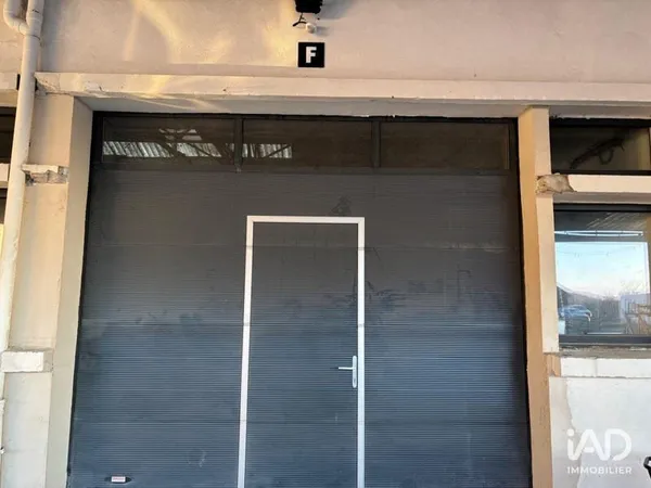 Local commercial 202 m²