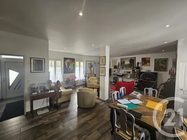 Maison 5 pièces 154 m²