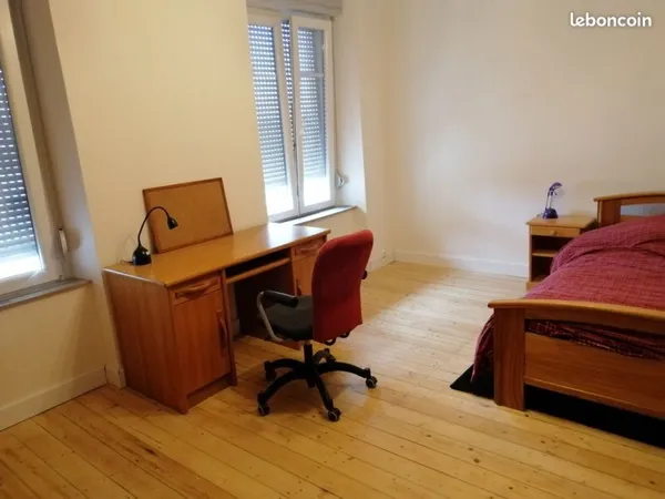 Loue chambre dans colocation étudiants