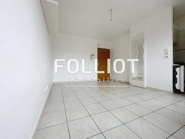 A LOUER Studio - Rue de Bayeux