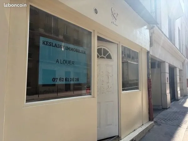 Local commercial - 32 m² - bon état - Porte de Versailles