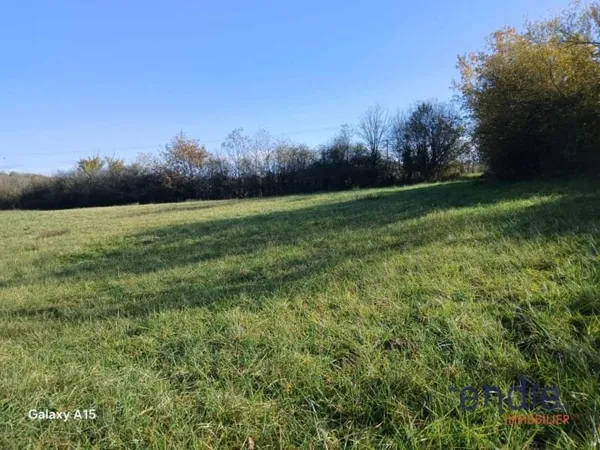 Terrain 1264 m²