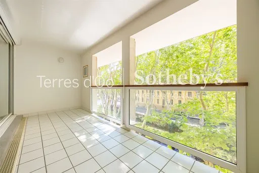 Appartement 4 pièces 156 m²