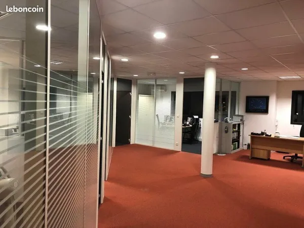 BUREAUX 326 m² CESSON-SÉVIGNÉ