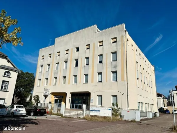 Bureaux 123 m²