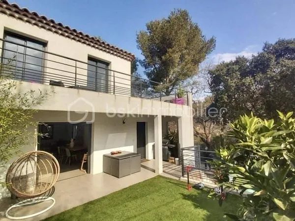 Maison 4 pièces 100 m²