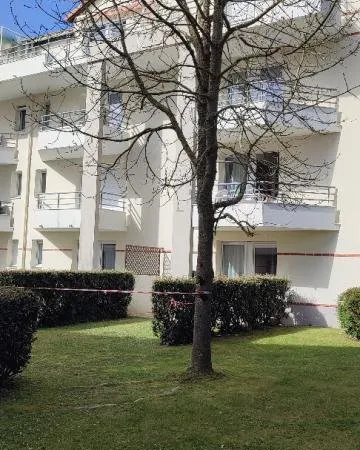 Appartement 2 pièce(s) dans résidence avec piscine . Pornic Golf