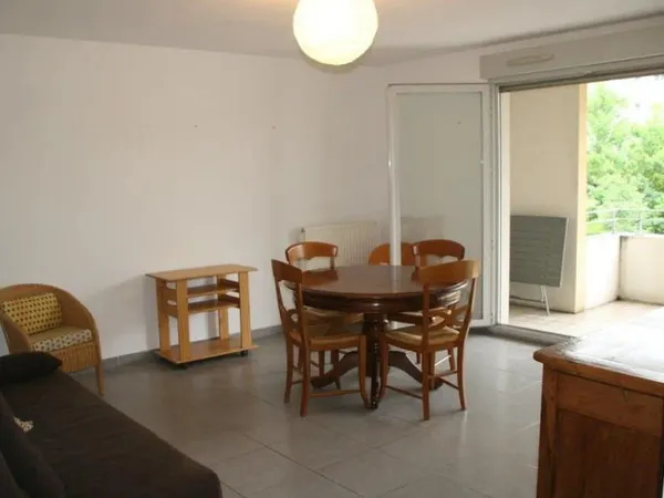 Beau 3P meublé 70m² traversant et lumineux