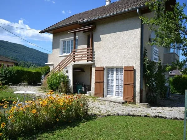 SAINT JORIOZ - Maison à rénover à vendre