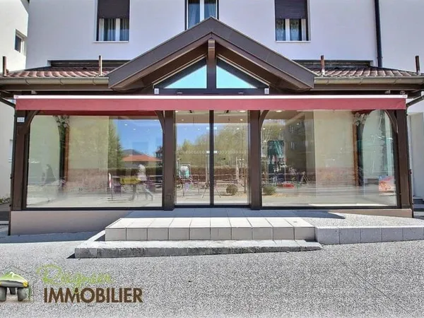 Local commercial 57 m²