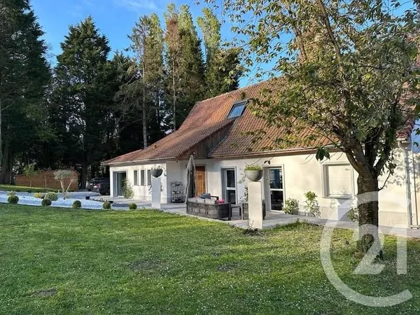 Maison 7 pièces 179 m²