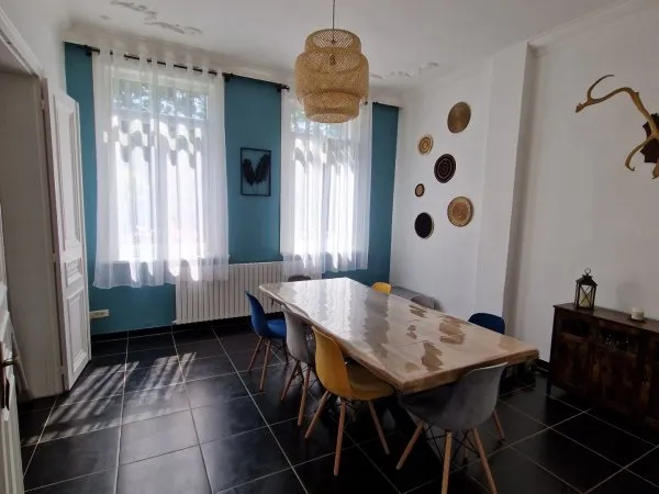Maison 8 pièces 190 m²