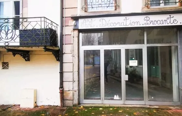 Local commercial 72 m²