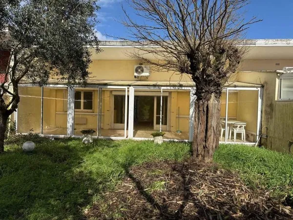 Pessac Noès. Maison plain pied 3 Chambres