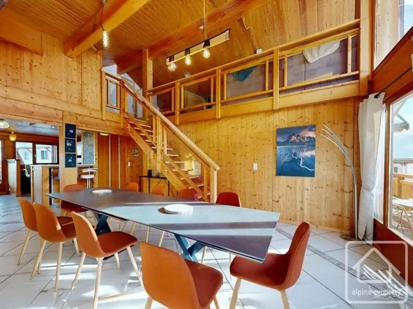 Duplex 6 pièces 116 m²