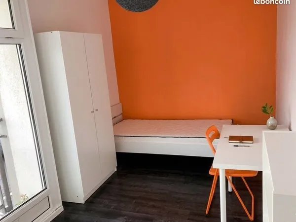 Chambre en colocation - sans frais d'agence