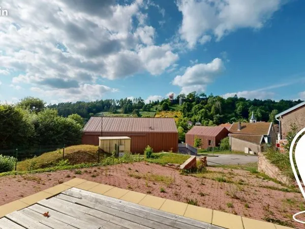 Maison 10 pièces 279 m²