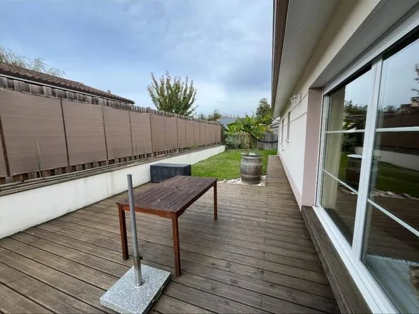 Maison de plain-pied 4 pièces 107 m²