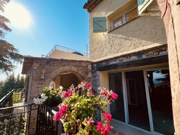 5 pièces en duplex - Corniche Fahnestock