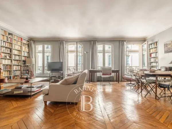 Paris 7 - Carré Rive Gauche - Appartement 2 chambres 86m²