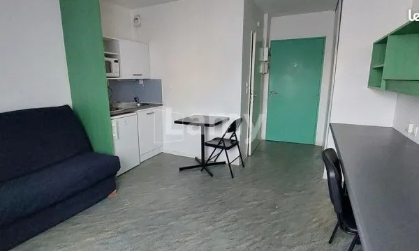 Studio 1 pièce 19 m²