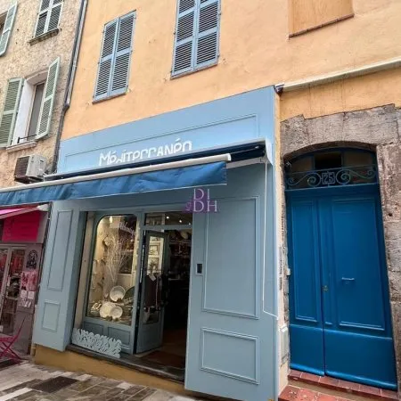 Fonds de commerces d'une boutique de décoration idéalement p