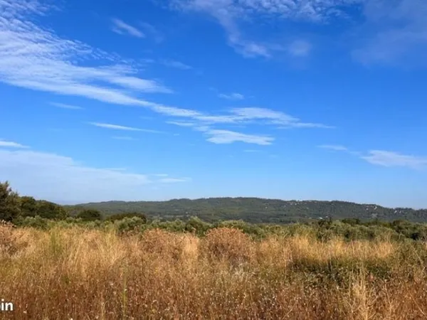 Terrain 310 m² Rognes