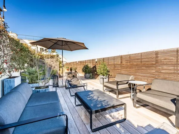 Boulogne Nord - Dernier étage avec superbe rooftop de 120 m².