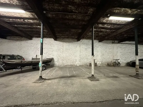 Parking 11 m²