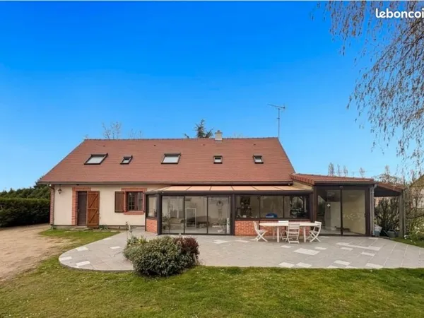 Maison - 223 m2