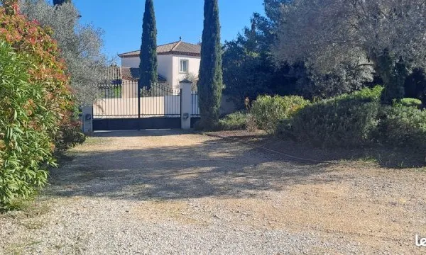Terrain 306m2 domaine des oliviers (Caylus)