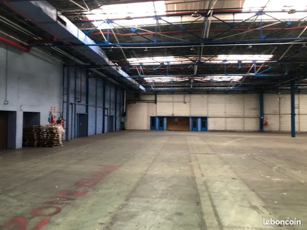 Entrepôt / Hangar 1 100 m² - Accès SPL - Hauteur 6 m - Zone industrielle du Beau Marais CALAIS