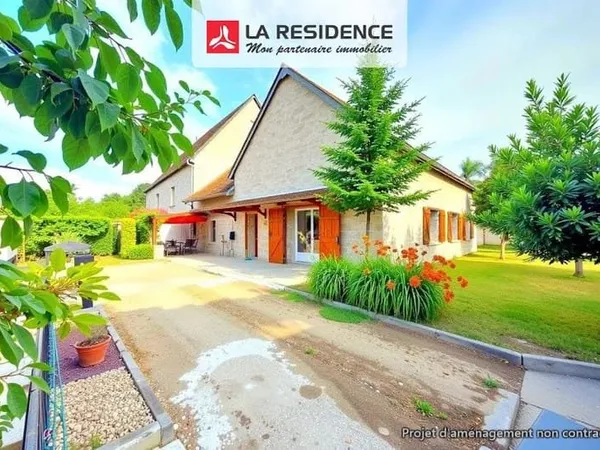 Maison 8 pièces 262 m²