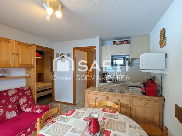 Appartement 2 pièces avec balcon exposé sud au pied des Pistes + parking privatif